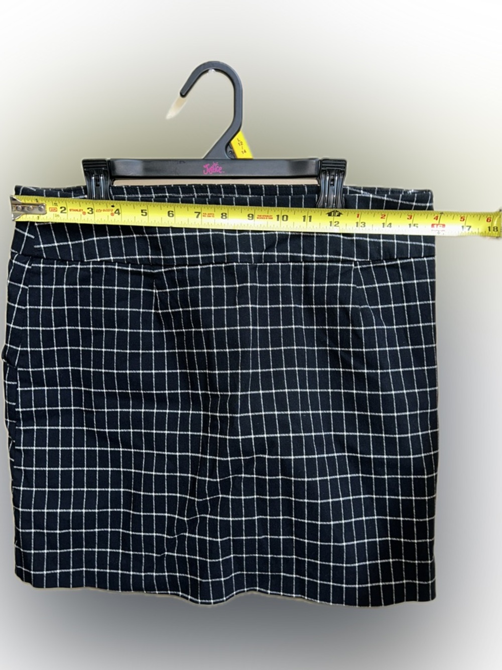 🔥5/$30🔥 Black Windowpane Grid Shorts | Zac & Rachel | Size 8 - Picture 5 of 7